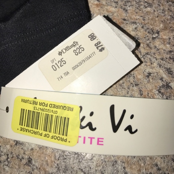 Vikki Vi black shirt w/ pearl neckline-Sz S🥳🥂❤️ Posh Party Host Pick!!! 🥂❤️🥳 - Picture 6 of 7